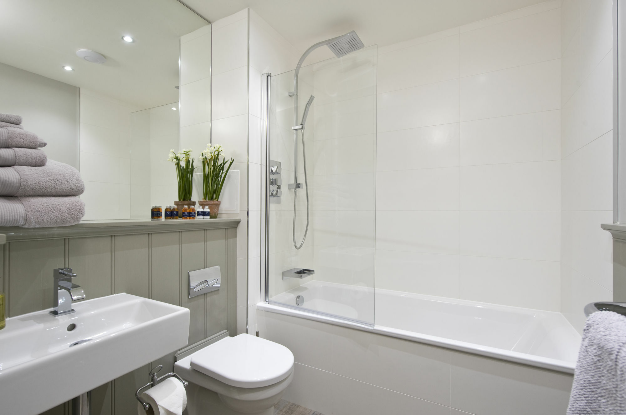 Destiny Scotland - Rutland Residence เอดินบะระ ภายนอก รูปภาพ